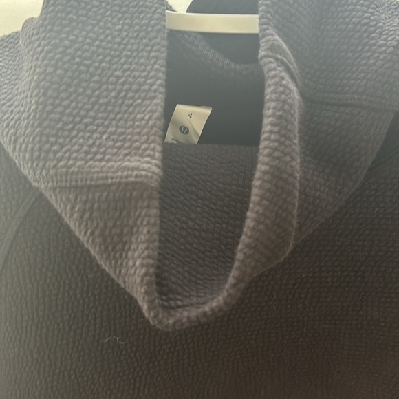 Lulu turtleneck sweater - Picture 4 of 4